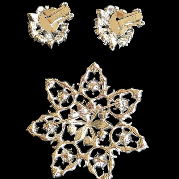 Vintage Bogoff Signed Blue and Clear Rhinestone Brooch & Earring Set - Picture 9 of 9